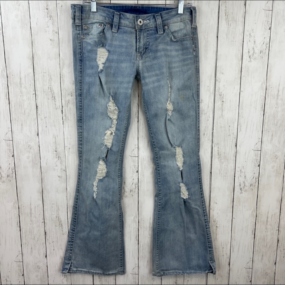 Silver Jeans Frances Light Wash Distressed Flare Denim Jeans Size W29 L31